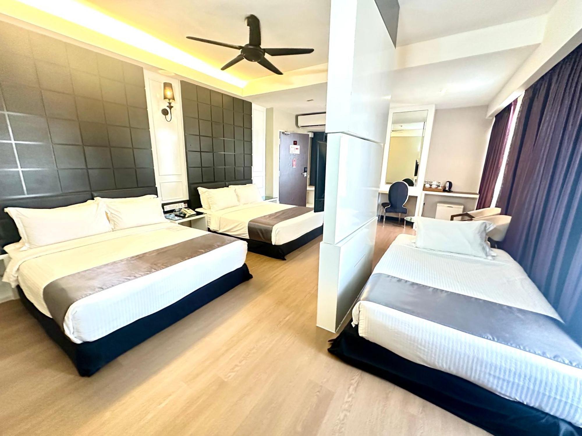 The Sterling Boutique Hotel Melaka Esterno foto
