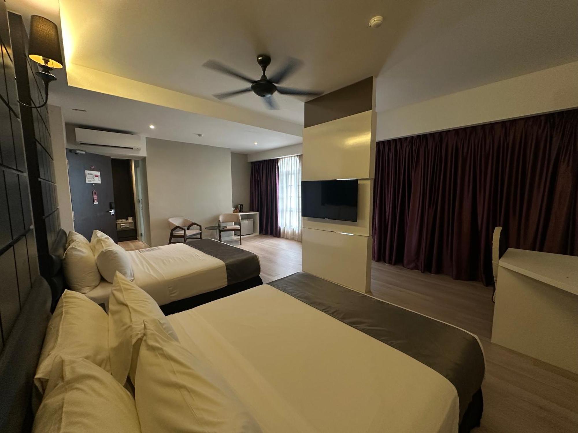 The Sterling Boutique Hotel Melaka Esterno foto