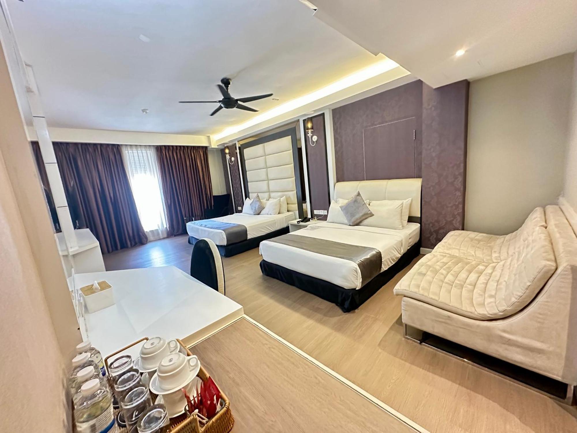 The Sterling Boutique Hotel Melaka Esterno foto