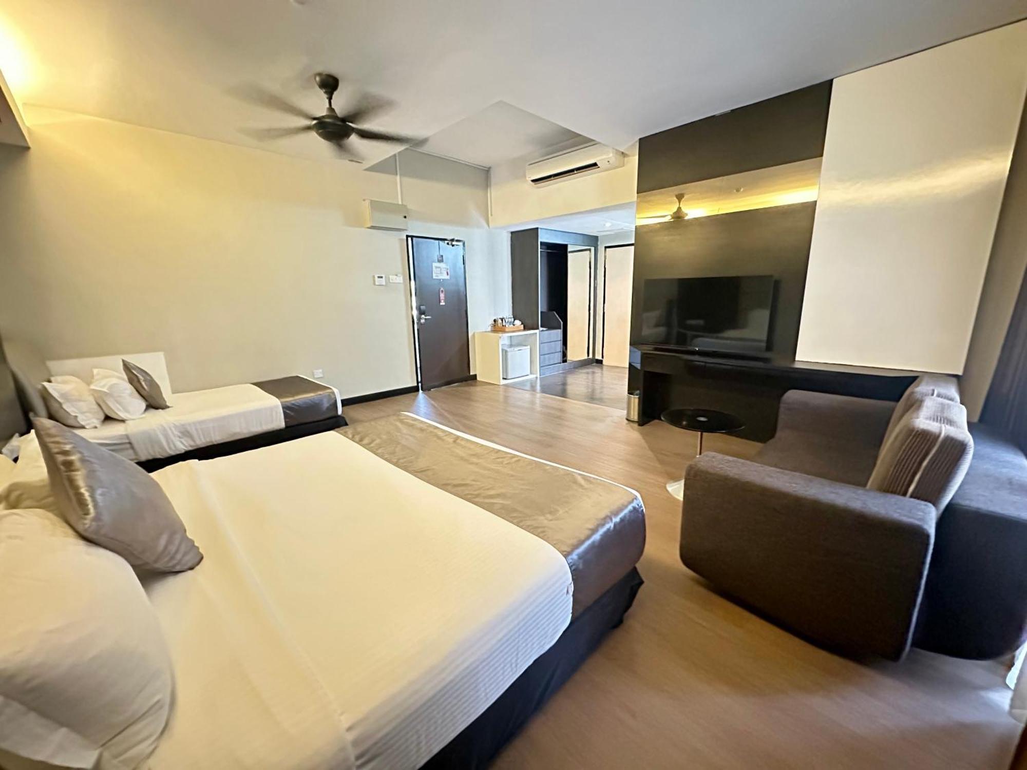 The Sterling Boutique Hotel Melaka Esterno foto