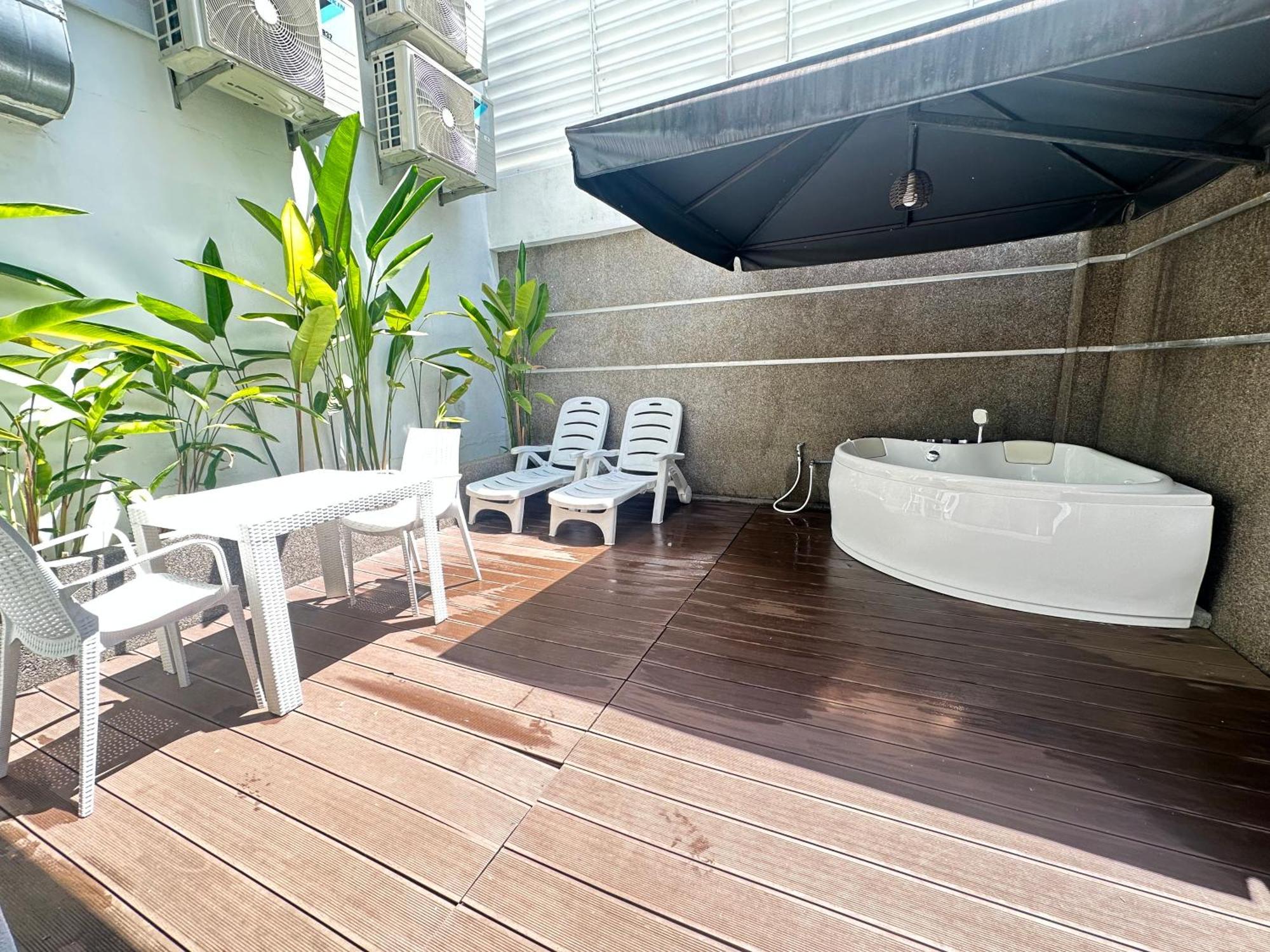 The Sterling Boutique Hotel Melaka Esterno foto