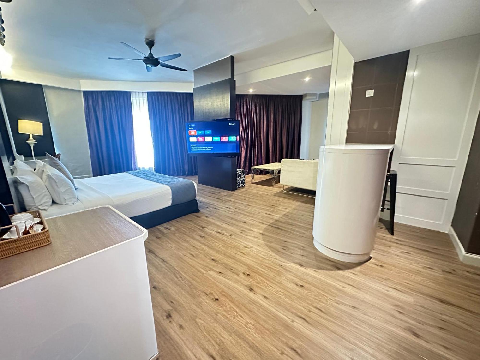 The Sterling Boutique Hotel Melaka Esterno foto